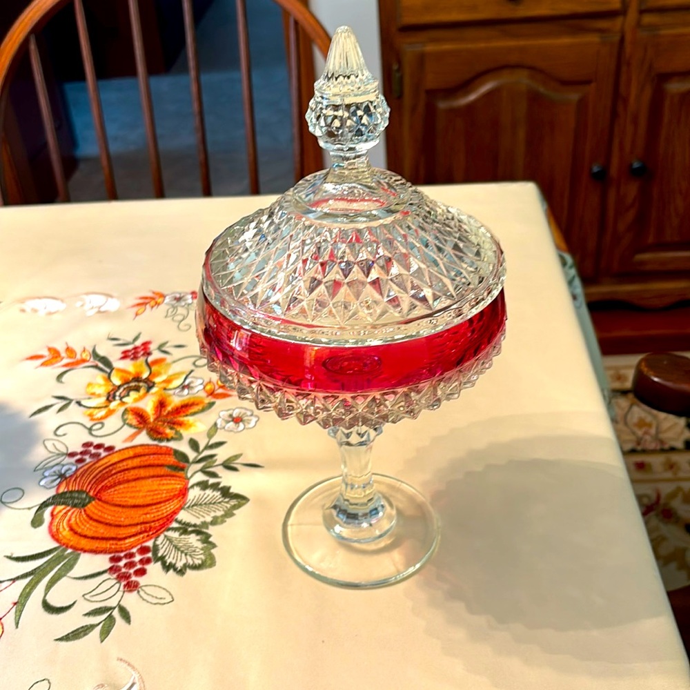 Vintage Ruby Indiana glass candy dish